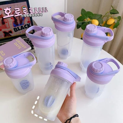 Sports Fitness Protein Shaker Bottle For Boys And Girls 700ml (random Color)